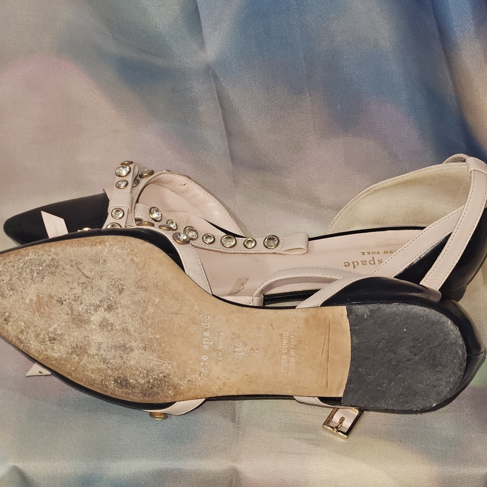 Kate Spade Patent Leather Black & Blush Pointed T-Strap,Rhinestones Kitten Heel - Picture 10 of 11